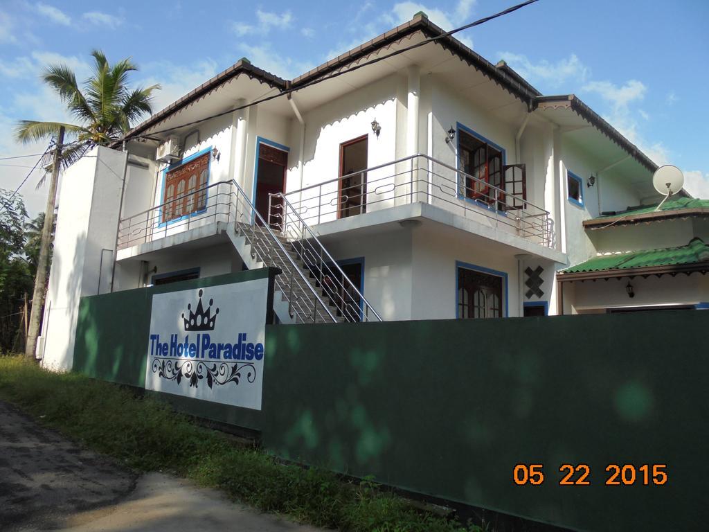 The Hotel Paradise คาตุนายากา ภายนอก รูปภาพ