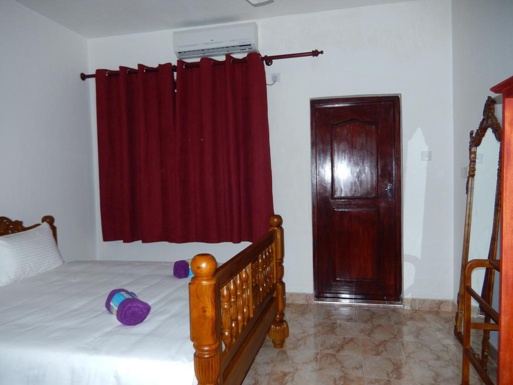 The Hotel Paradise คาตุนายากา ห้อง รูปภาพ